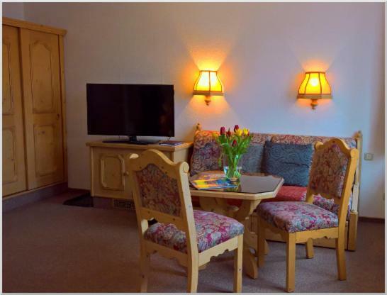 Gasthof-Pension Rotes Haus โอเบอร์วีเซินธาล ภายนอก รูปภาพ